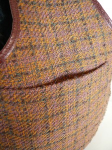 ラウンドバッグ ポケット